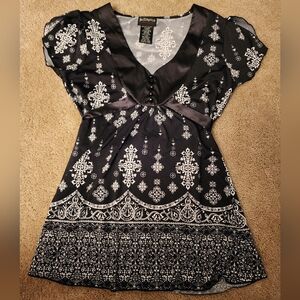 Hot tempered Women's XL top